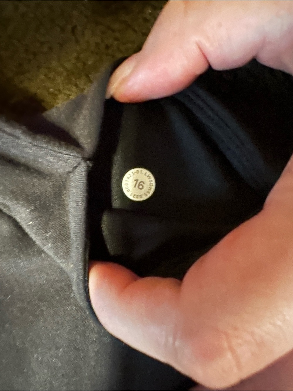 Lululemon Align Black joggers - Picture 3 of 7
